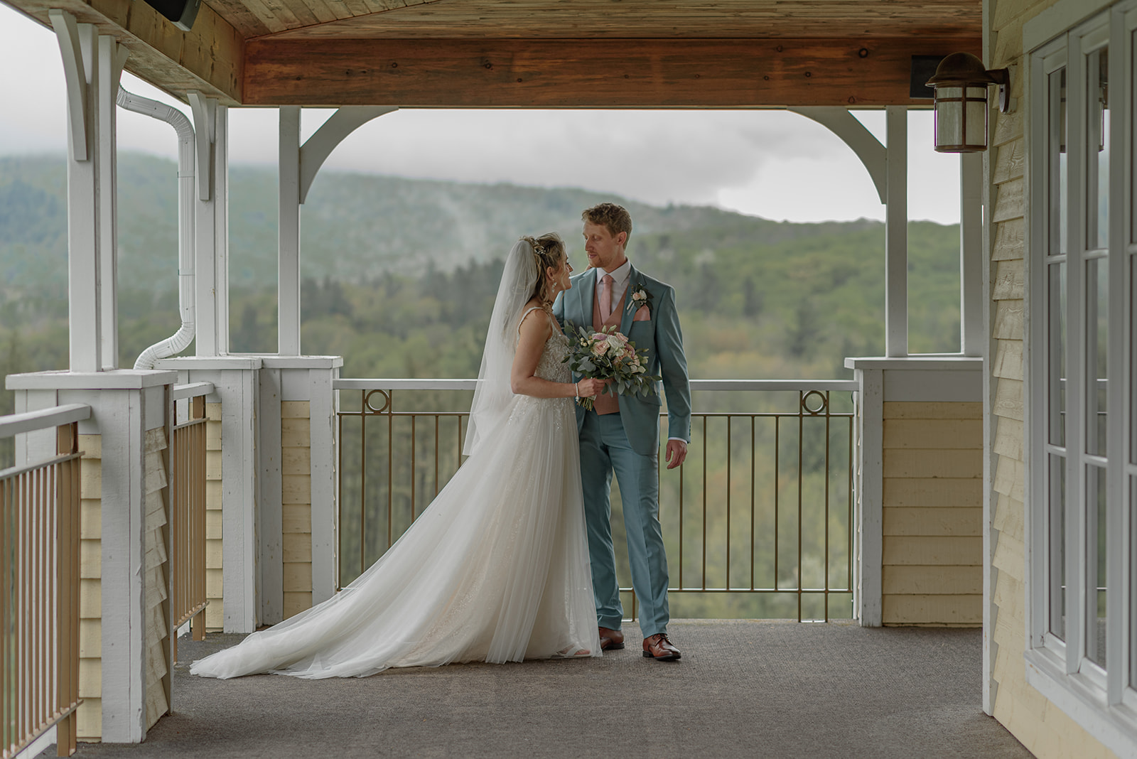 Mariage Mont Orford - Myriam Francoeur Photographe